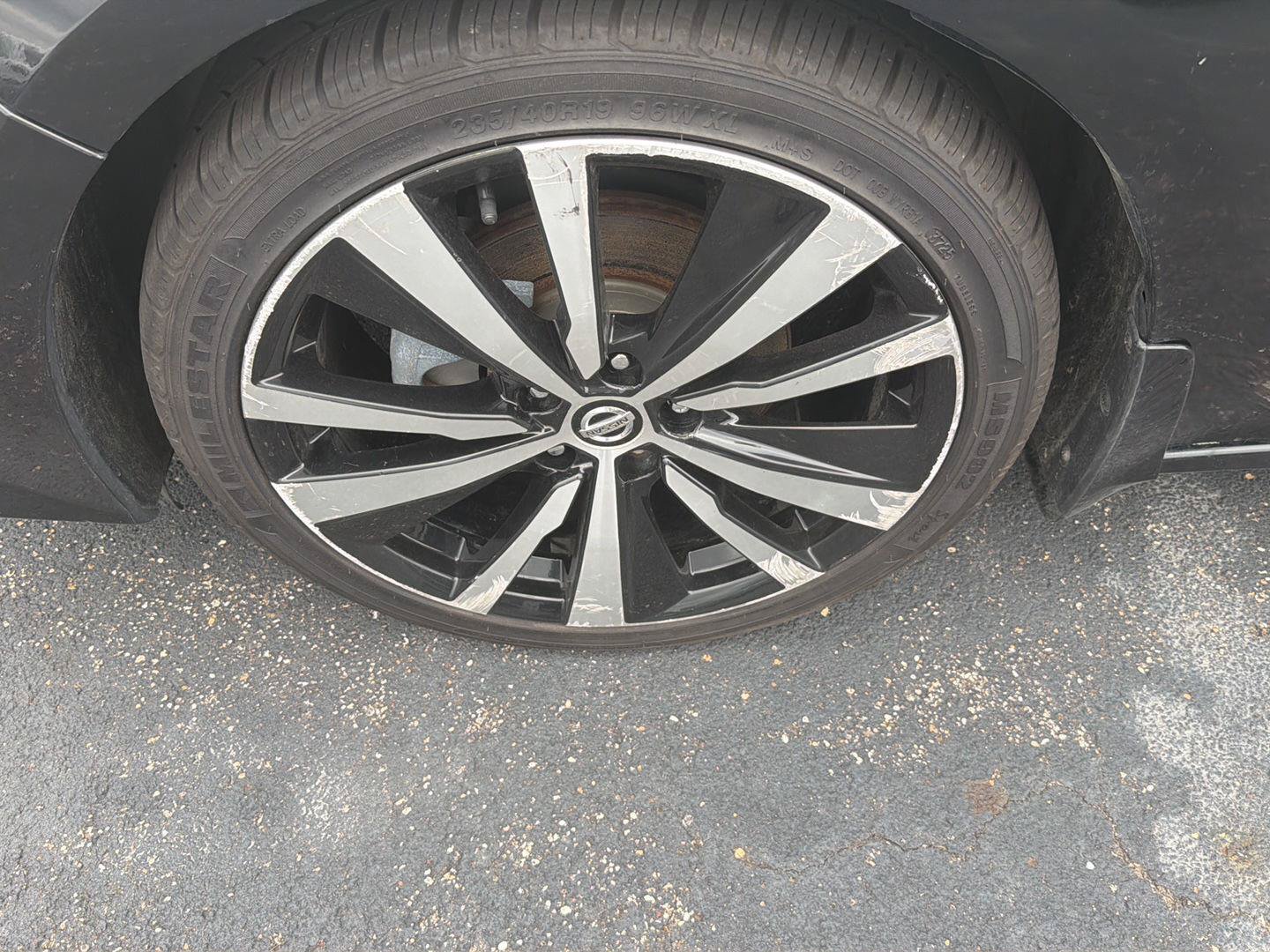 Used 2019 Nissan Altima 2.5 Platinum AWD/4WD image 17