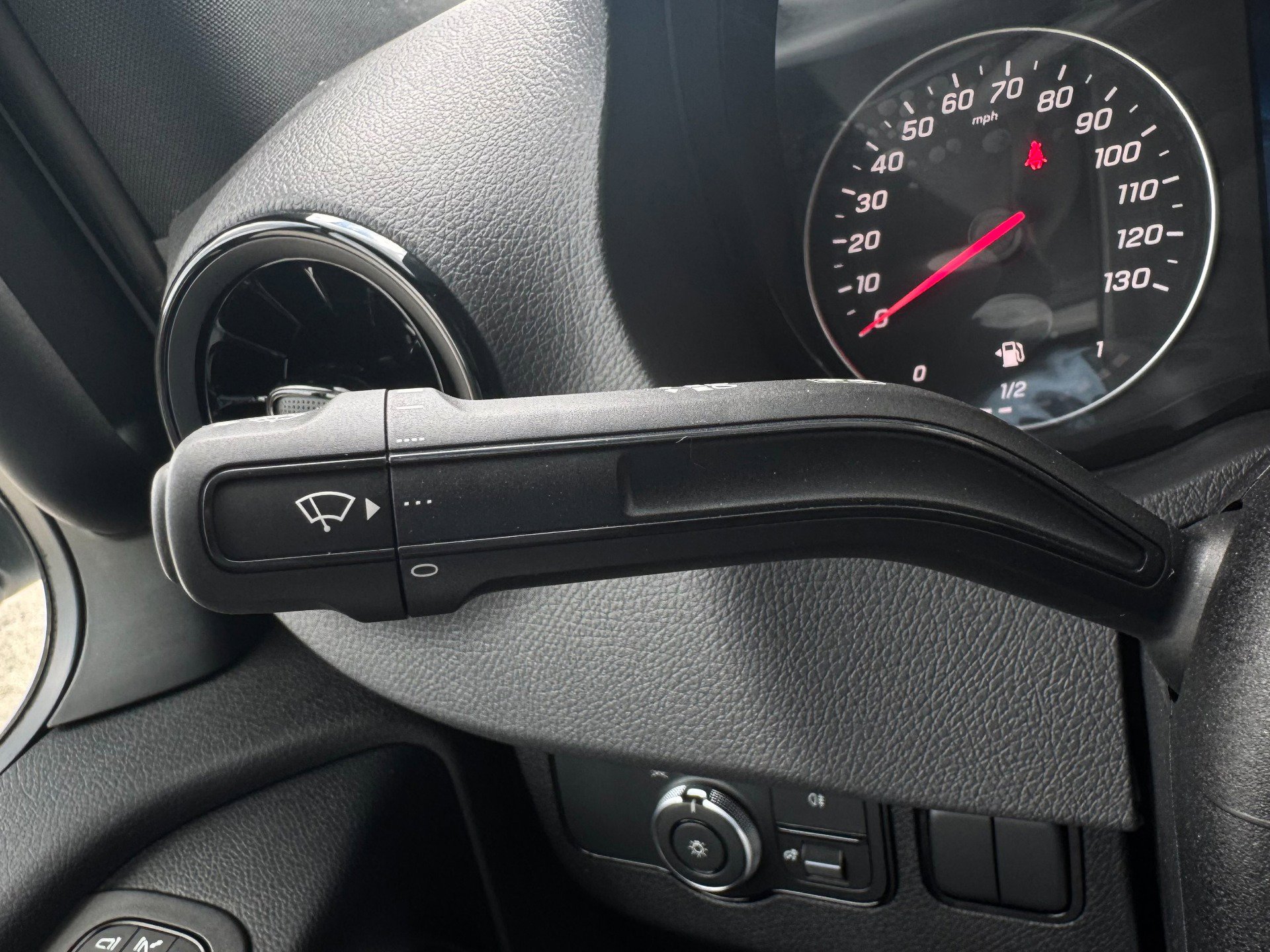 Used 2025 Mercedes-Benz Sprinter 2500 image 46