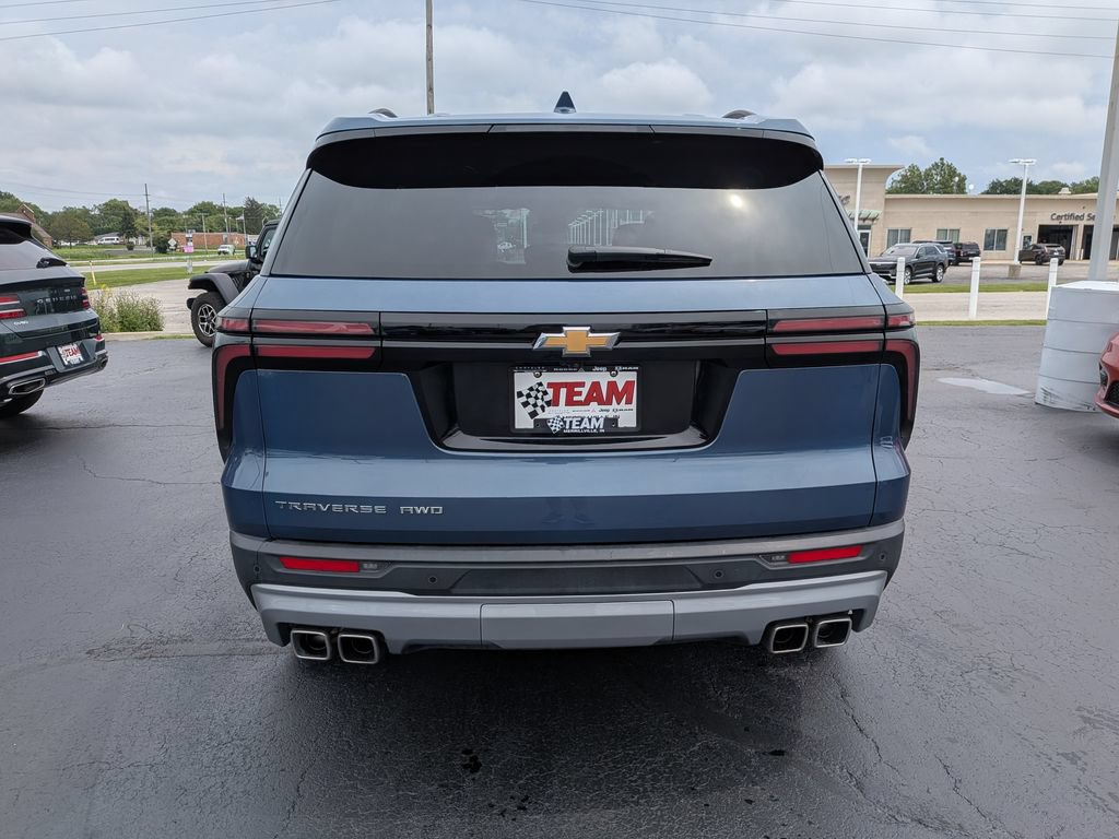 Used 2026 Chevrolet Traverse LT AWD/4WD image 7