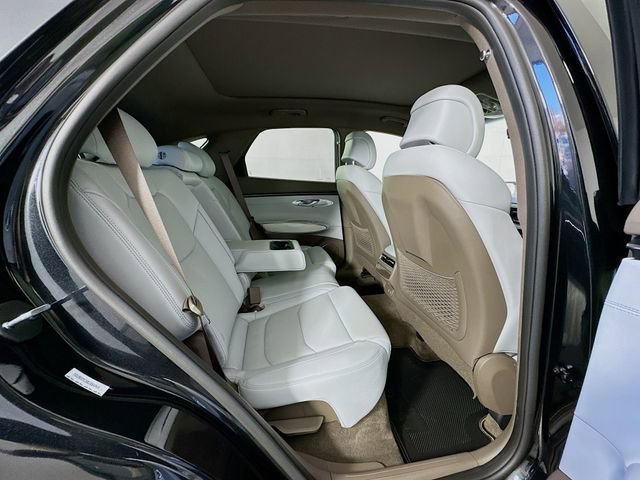 Certified 2026 Genesis GV70 2.5T Advanced image 29