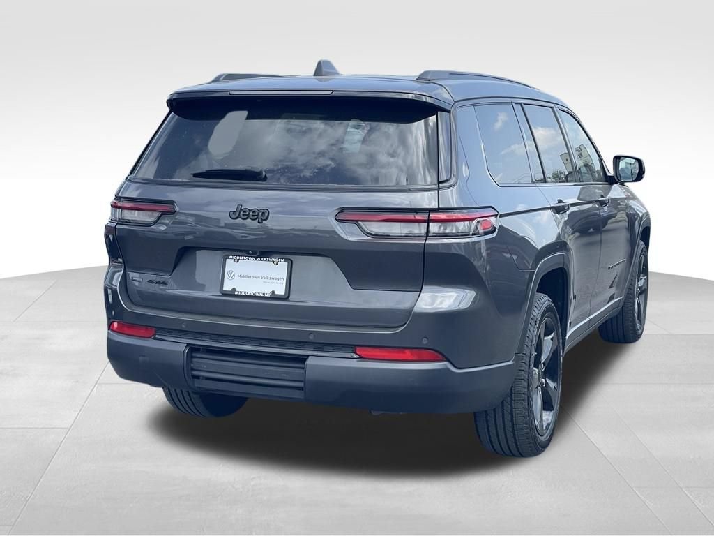 Used 2021 Jeep Grand Cherokee L Laredo AWD/4WD image 4