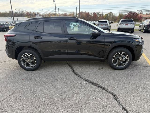 New 2026 Chevrolet Trax LT image 8