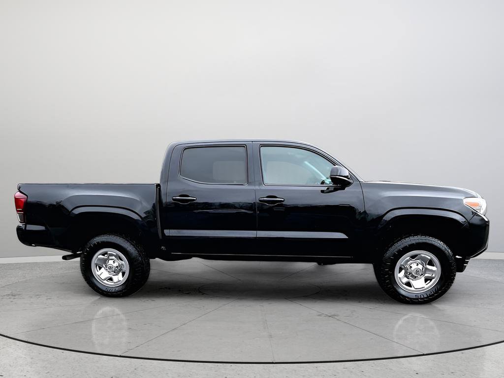 Used 2020 Toyota Tacoma SR image 7