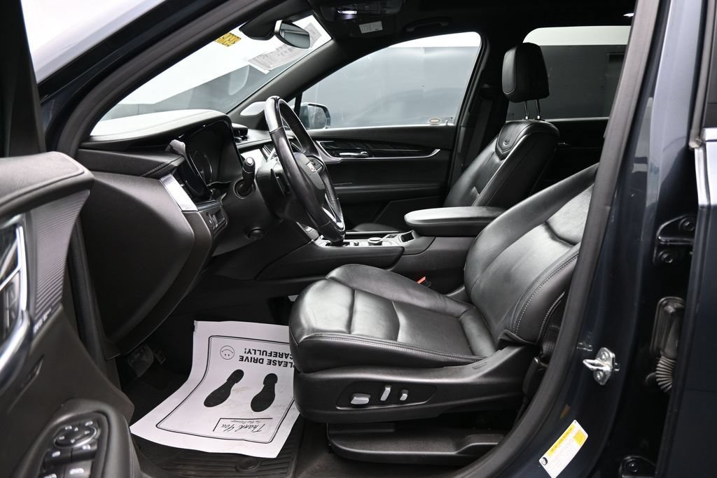 Used 2020 Cadillac XT6 Premium Luxury AWD/4WD image 9