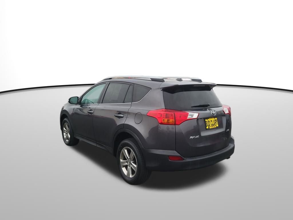 Used 2015 Toyota RAV4 XLE image 3