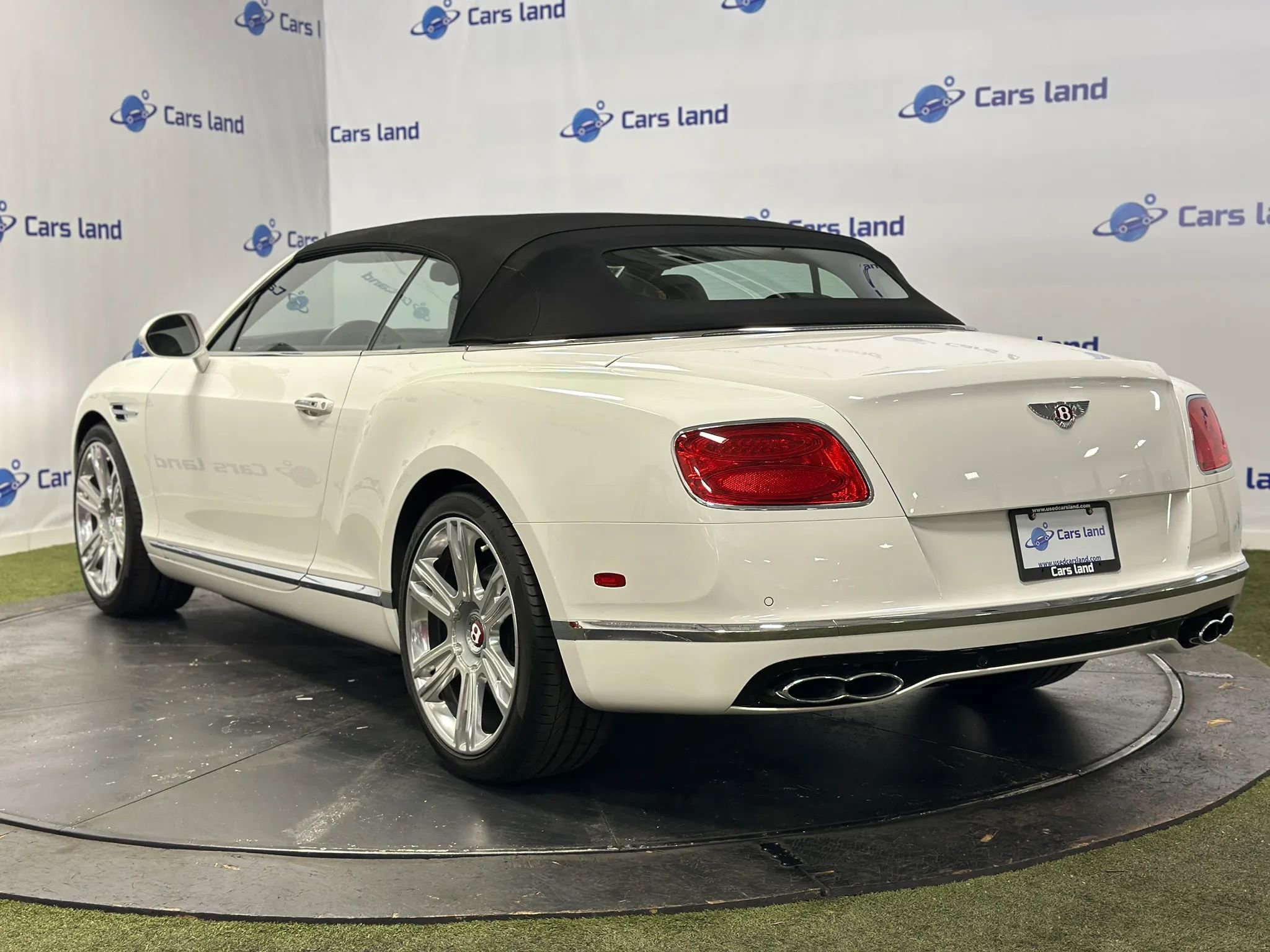 Used 2017 Bentley Continental GT image 5