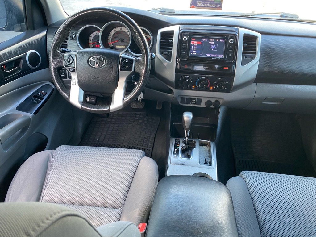 Used 2015 Toyota Tacoma PreRunner w/ TRD Off-Road Package RWD image 17