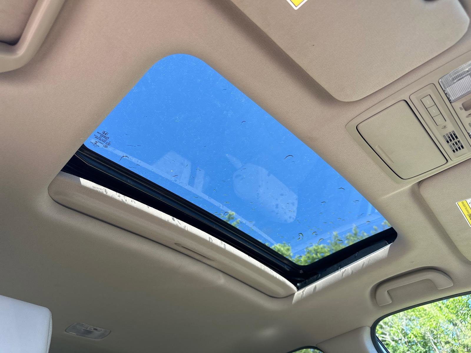 Used 2019 Honda CR-V Touring image 9
