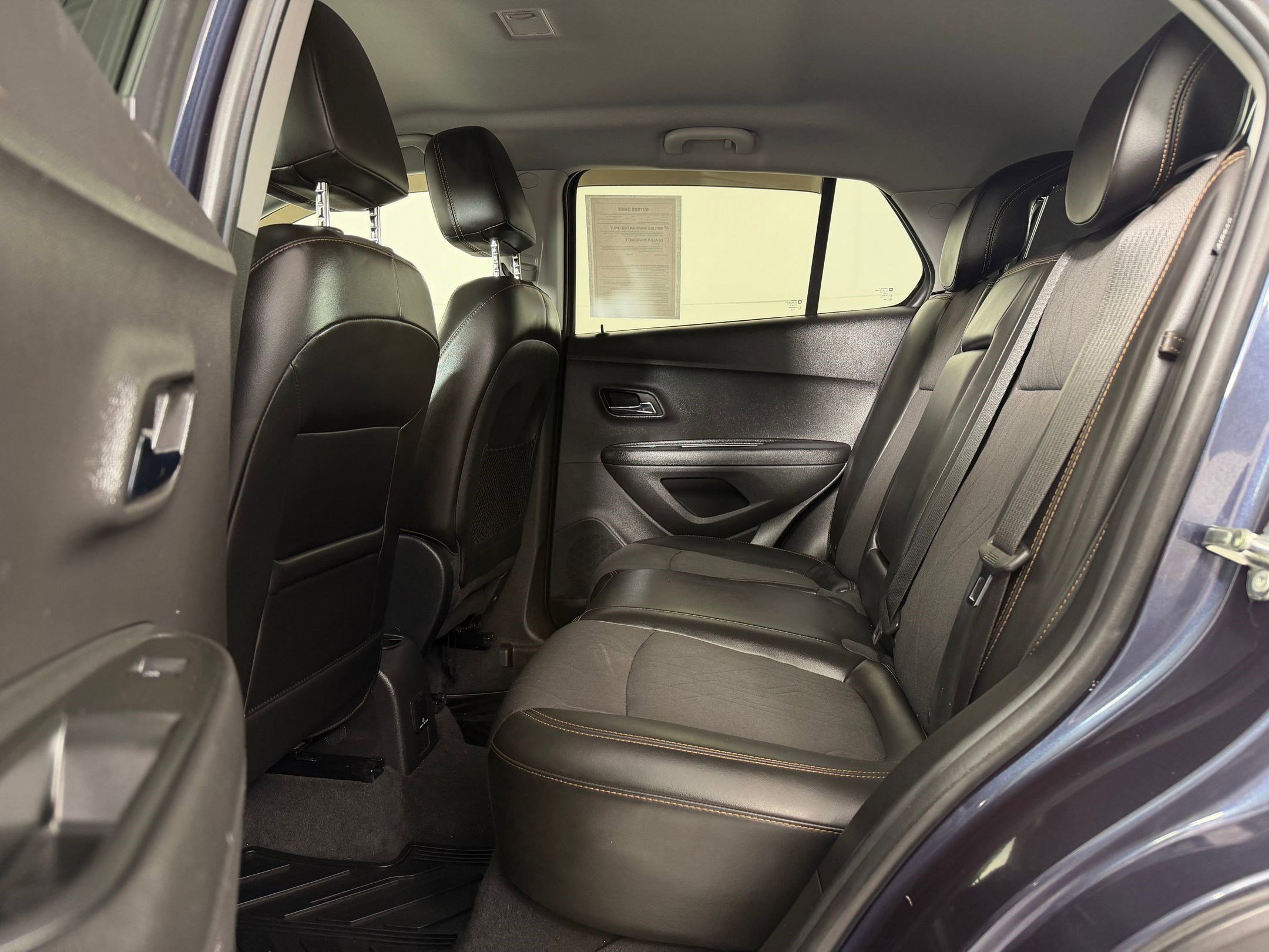 Used 2018 Chevrolet Trax LT w/ LT Convenience Package AWD/4WD image 12