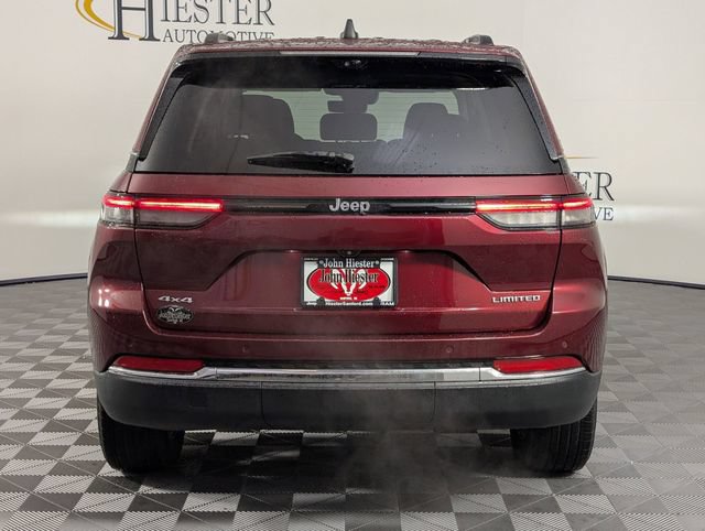 Used 2022 Jeep Grand Cherokee Limited w/ Luxury Tech Group II AWD/4WD image 6