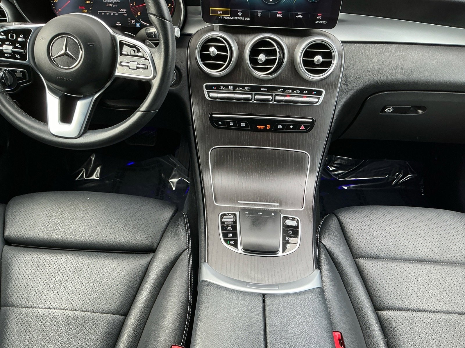 Used 2023 Mercedes-Benz GLC 300 4MATIC Coupe image 9