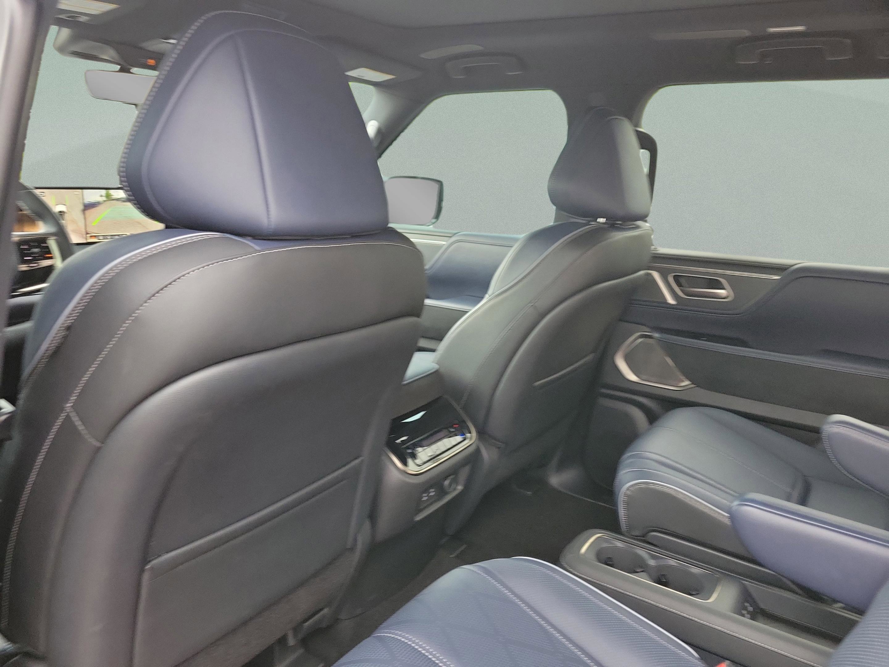 Certified 2026 INFINITI QX80 4WD w/ Sport Exterior Package image 24