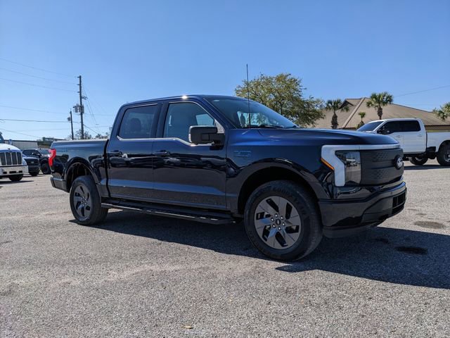 Used 2025 Ford F150 Lightning Flash image 2