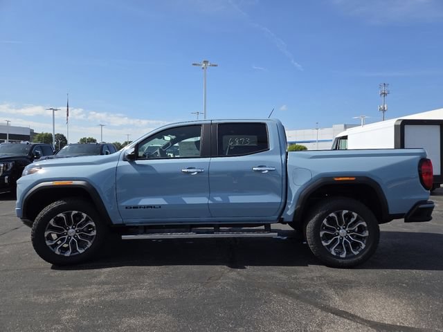 New 2026 GMC Canyon Denali w/ LPO, Black Badging Package AWD/4WD image 16