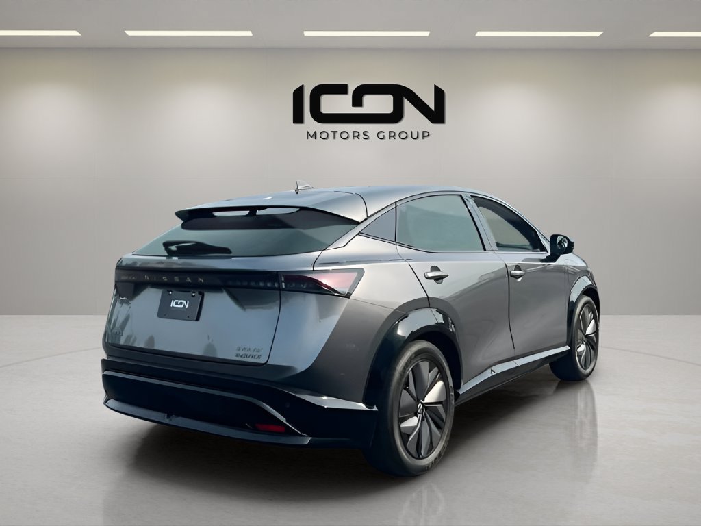 Used 2024 Nissan Ariya AWD image 7