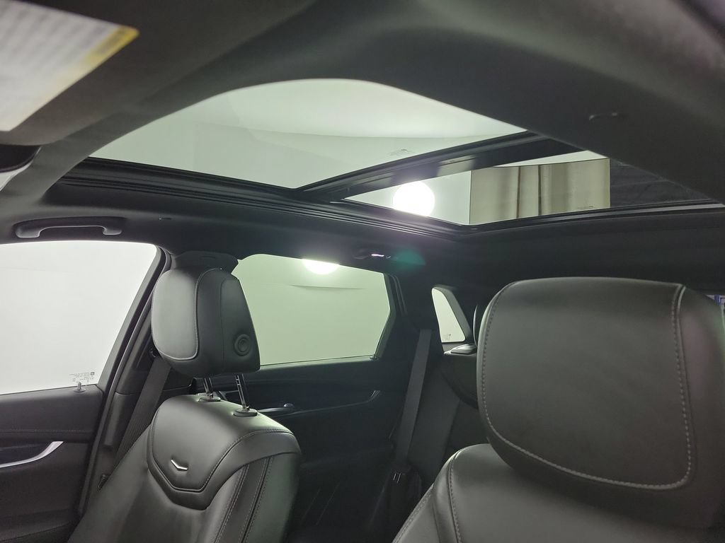 Certified 2024 Cadillac XT5 Premium Luxury AWD/4WD image 18