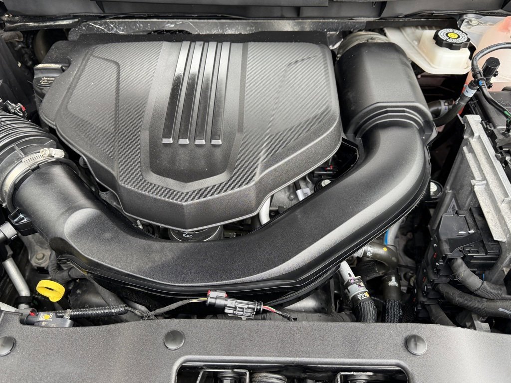 Used 2024 Chevrolet Traverse RS image 6