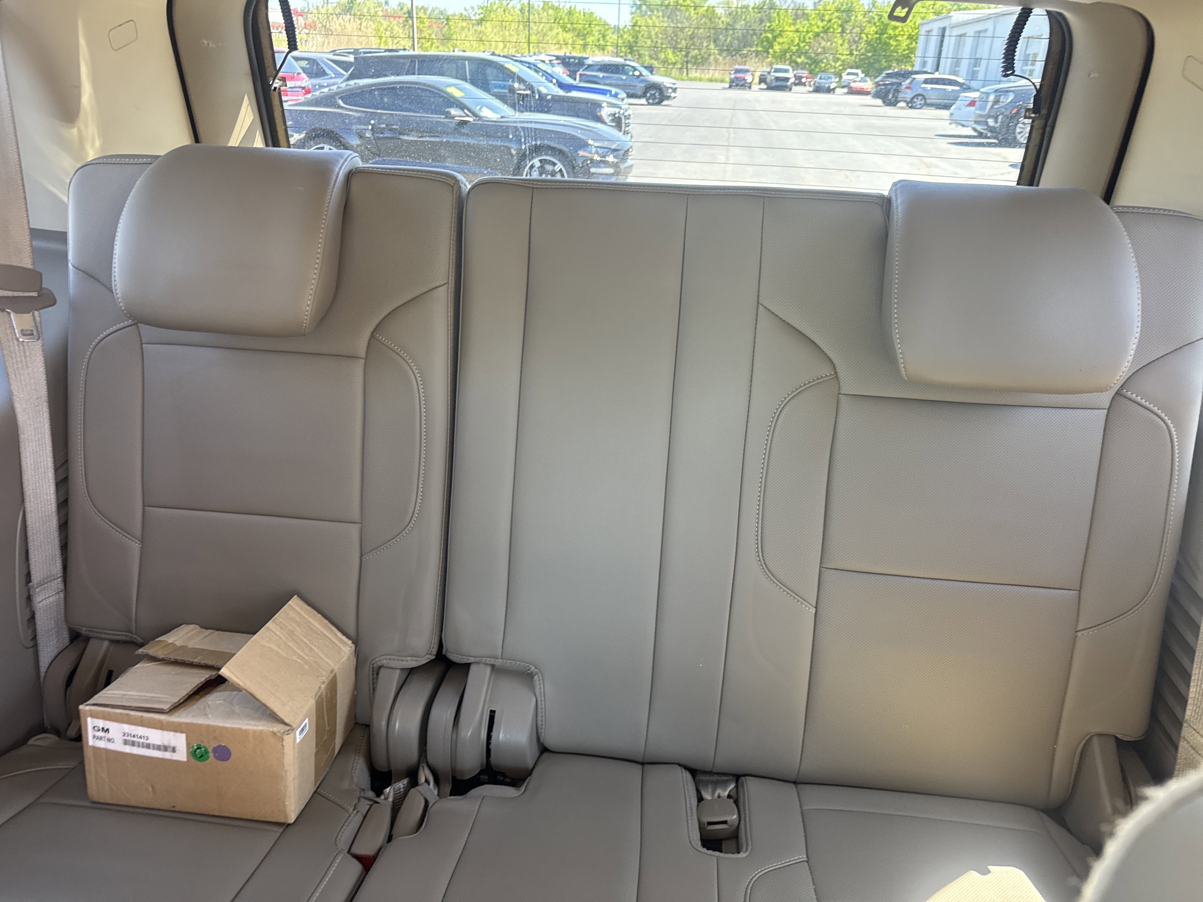 Used 2015 GMC Yukon SLT w/ Open Road Package AWD/4WD image 14