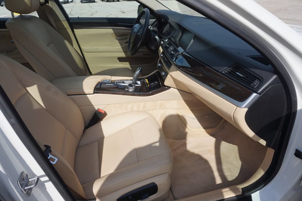 Used 2014 BMW 535i xDrive Sedan AWD/4WD image 27