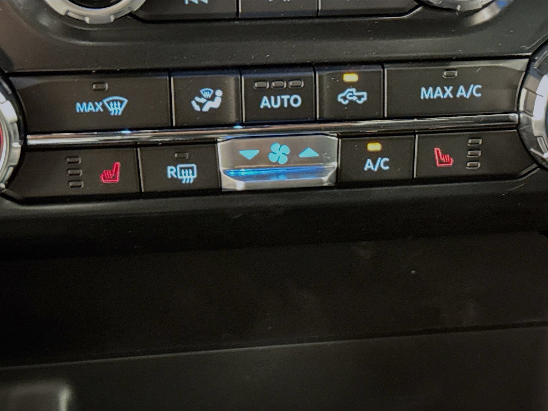 New 2026 Ford F150 XLT w/ Equipment Group 302A MID AWD/4WD image 19