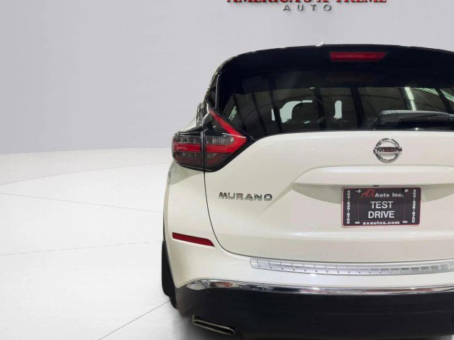 Used 2020 Nissan Murano SV image 17