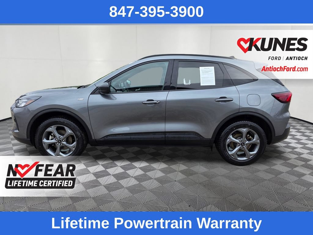 Certified 2025 Ford Escape ST-Line AWD/4WD image 4
