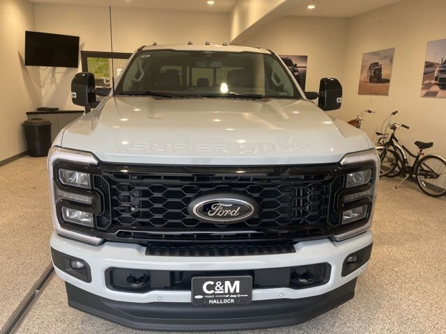 New 2026 Ford F350 Lariat w/ Black Appearance Package image 2