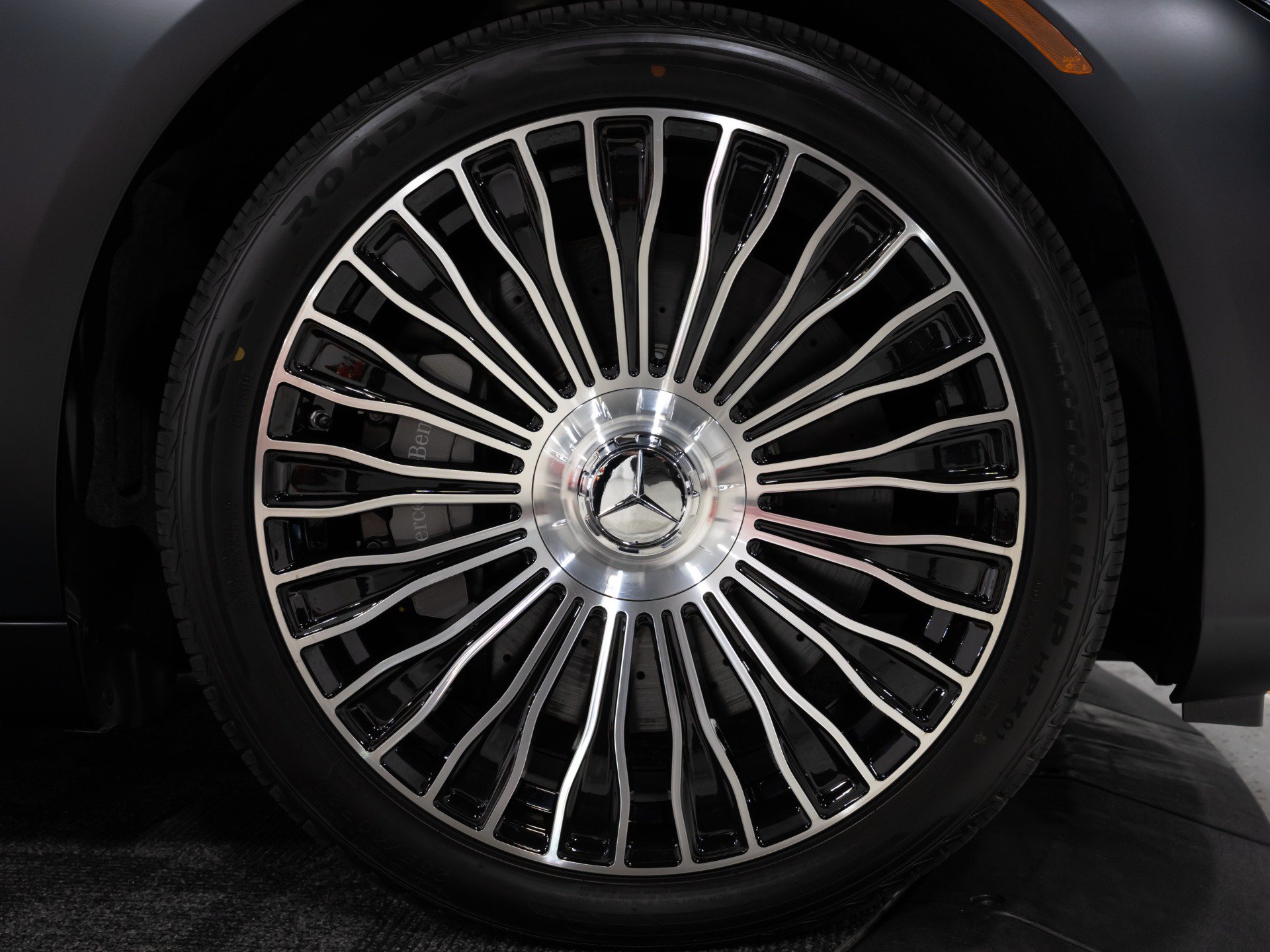 Used 2024 Mercedes-Benz Maybach S 680 4MATIC image 30