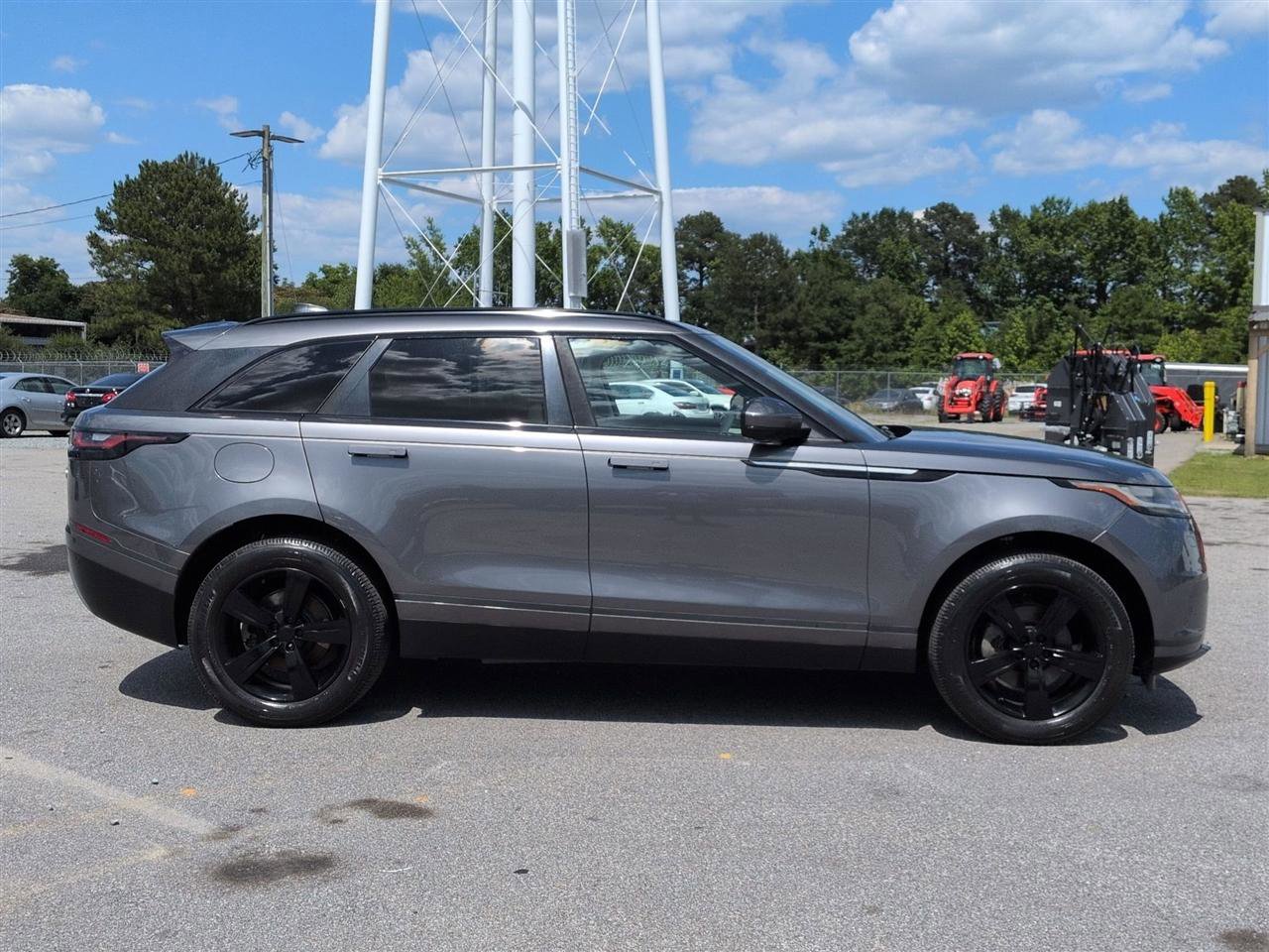 Used 2019 Land Rover Range Rover Velar S AWD/4WD image 2