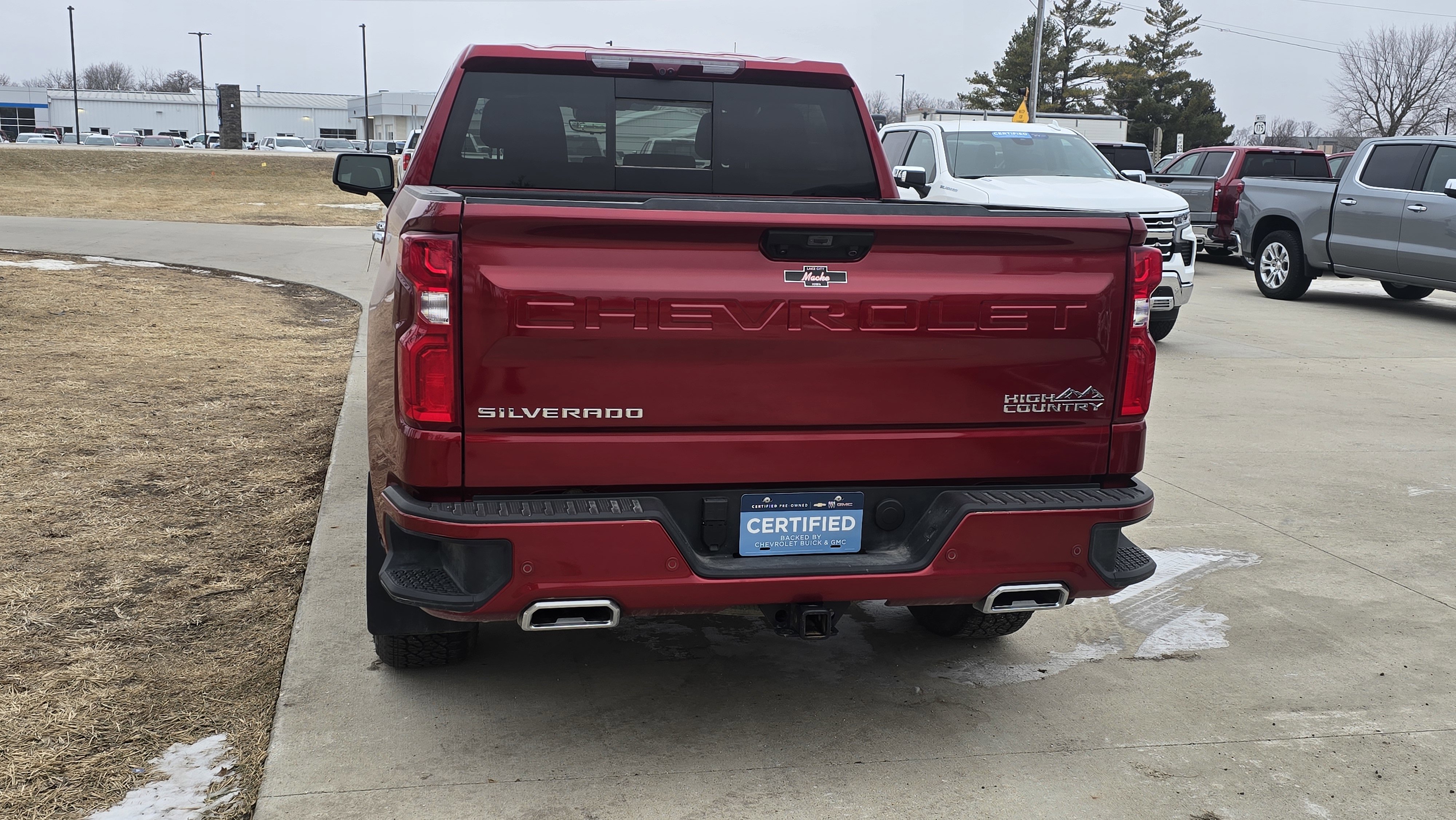 Certified 2025 Chevrolet Silverado 1500 High Country w/ Technology Package image 6
