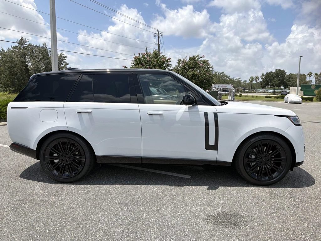 New 2026 Land Rover Range Rover SE AWD/4WD image 6
