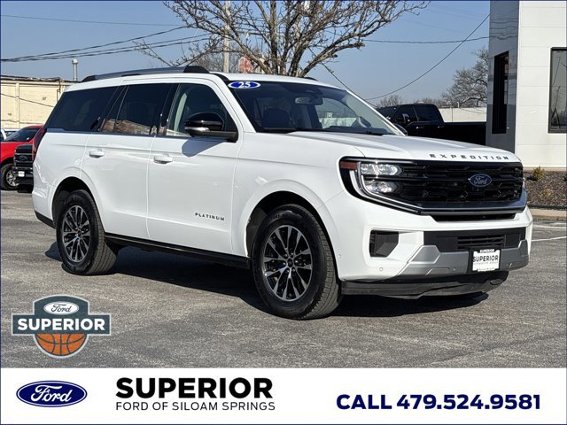 Used 2025 Ford Expedition Platinum image 1