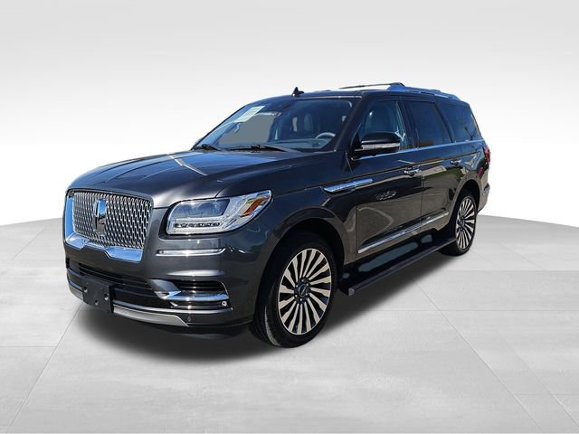 Used 2018 Lincoln Navigator Reserve w/ Technology Package AWD/4WD image 3