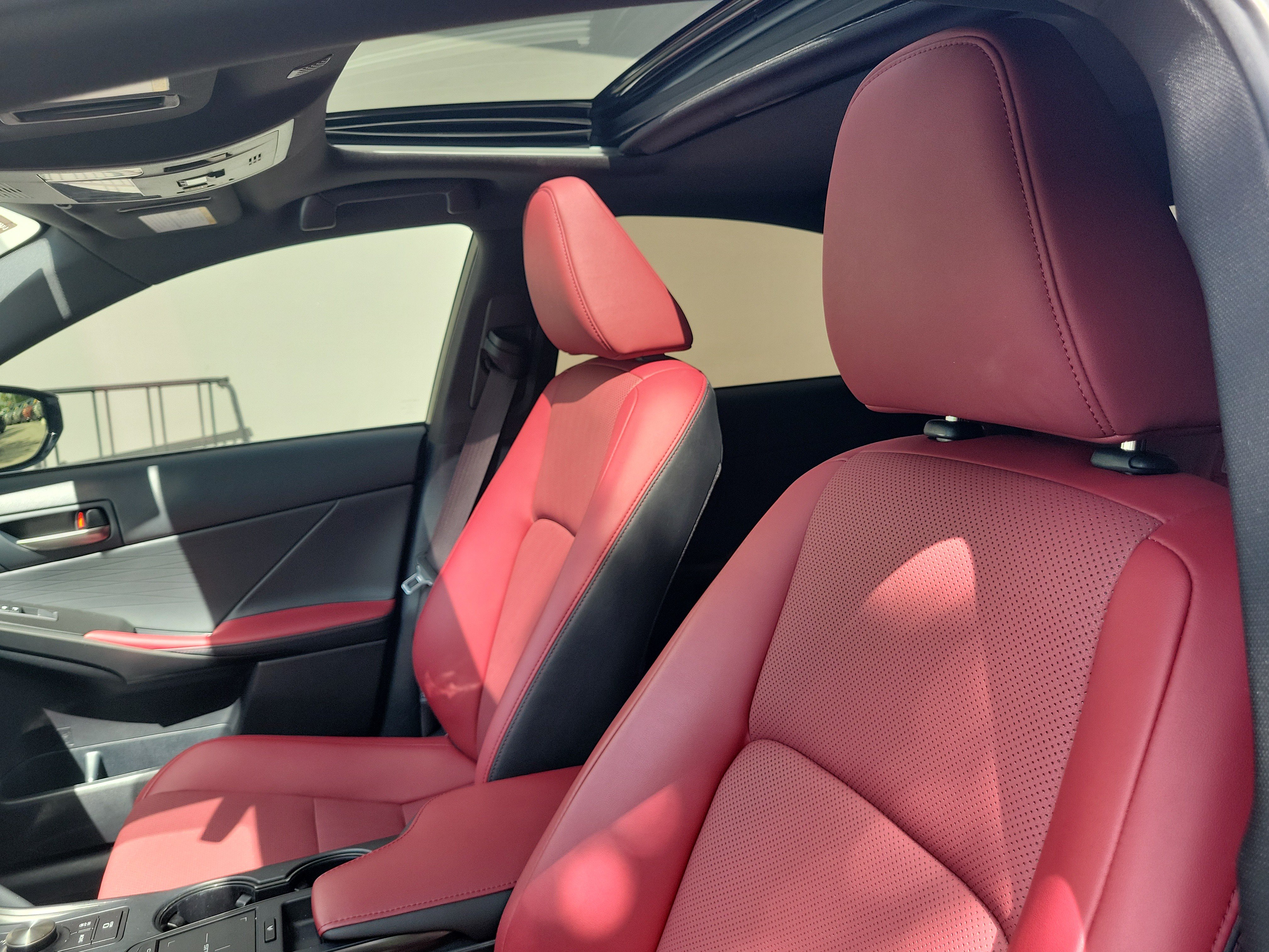 Used 2025 Lexus IS 300 w/ Premium Package RWD image 19