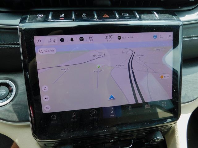 Used 2023 Jeep Grand Cherokee Limited image 16