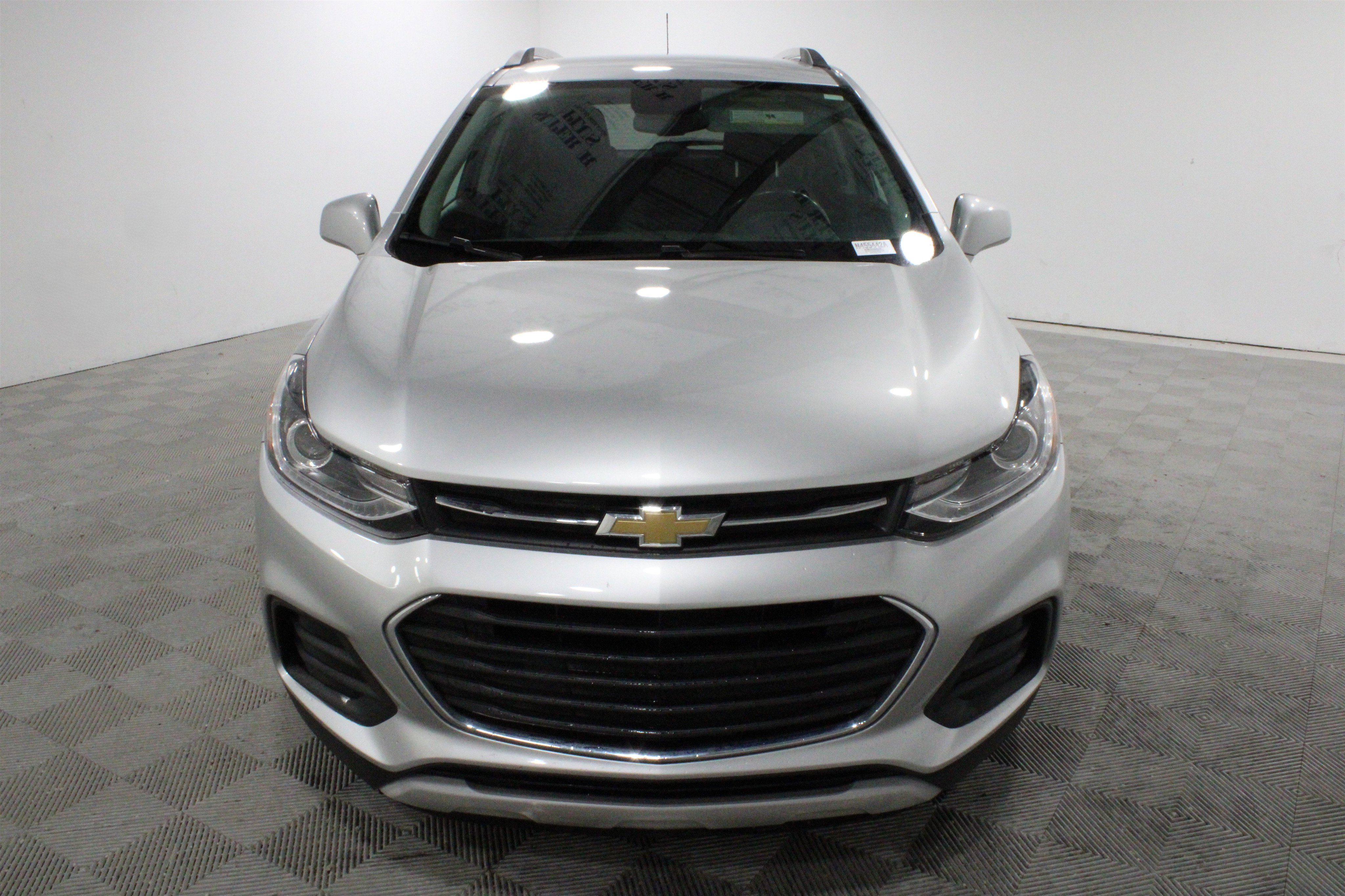 Used 2019 Chevrolet Trax LT w/ LT Convenience Package FWD image 30
