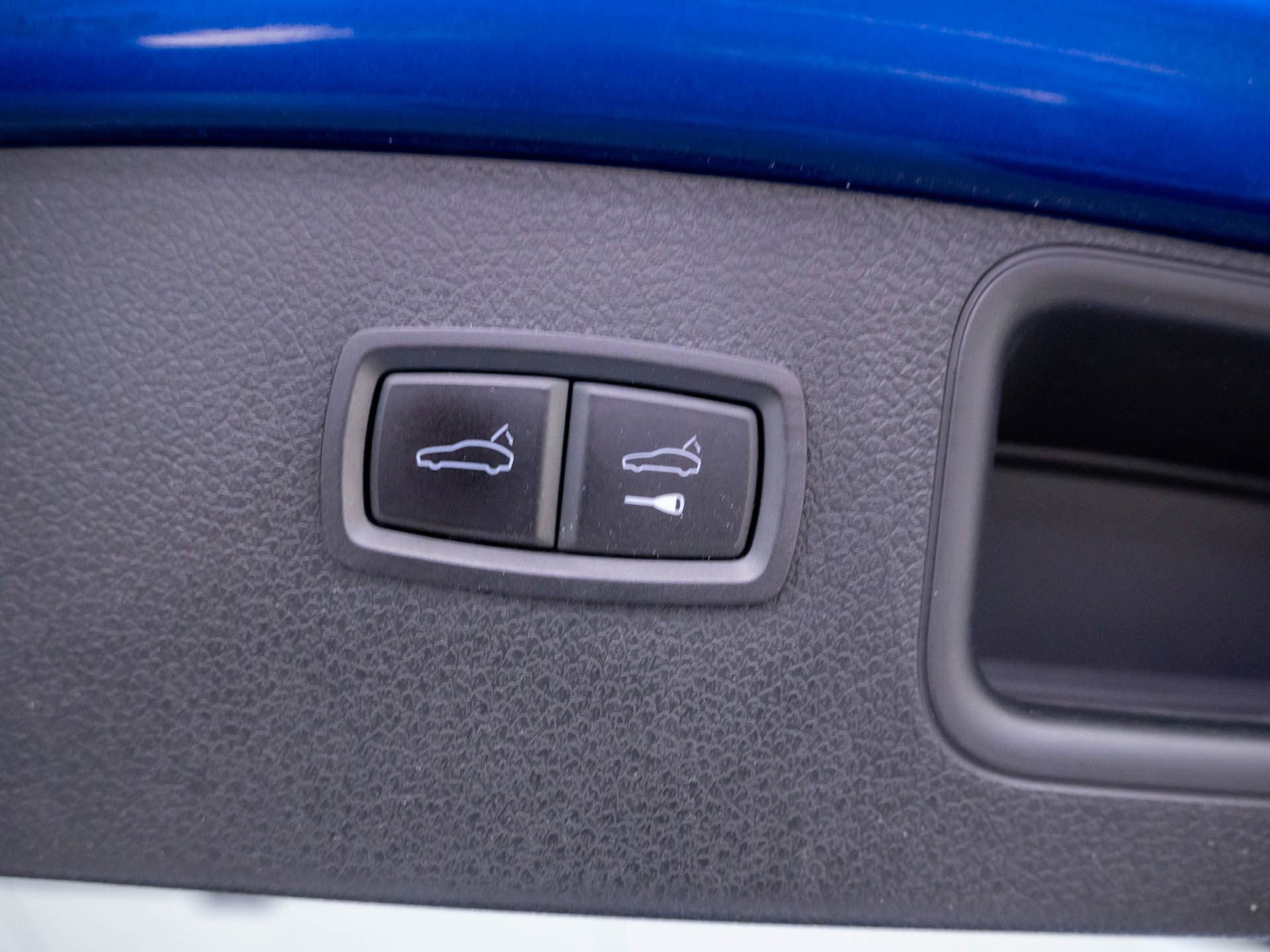 Certified 2021 Porsche Macan Turbo image 33