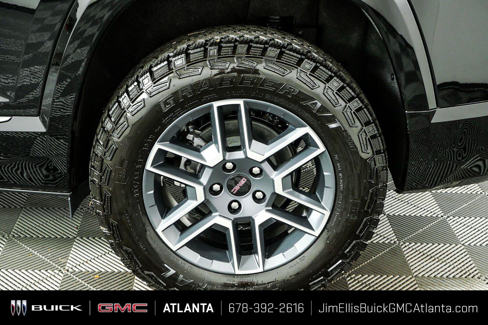 New 2027 GMC Terrain AT4 w/ Convenience Package III AWD/4WD image 37