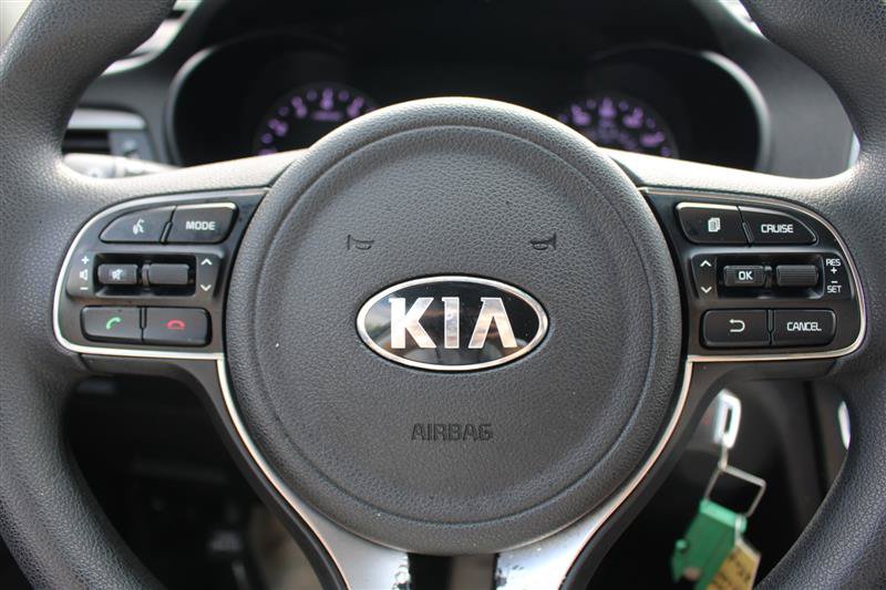 Used 2018 Kia Optima LX FWD image 13