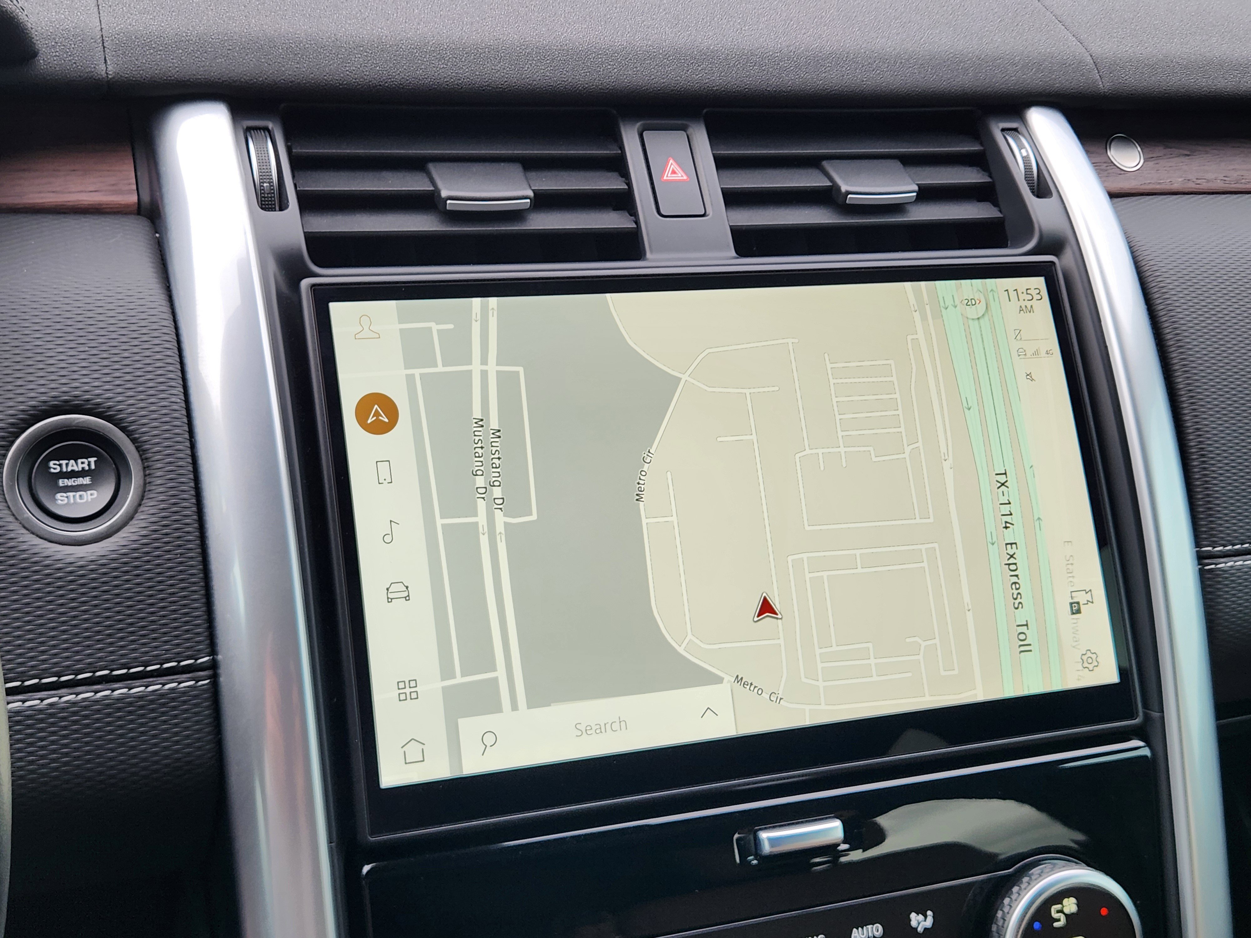 Certified 2025 Land Rover Discovery Dynamic SE image 17