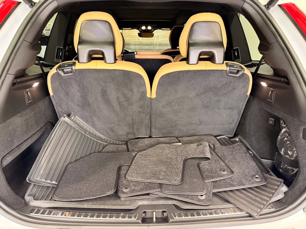 Used 2023 Volvo XC90 B6 Ultimate w/ Protection Package Premier AWD/4WD image 24
