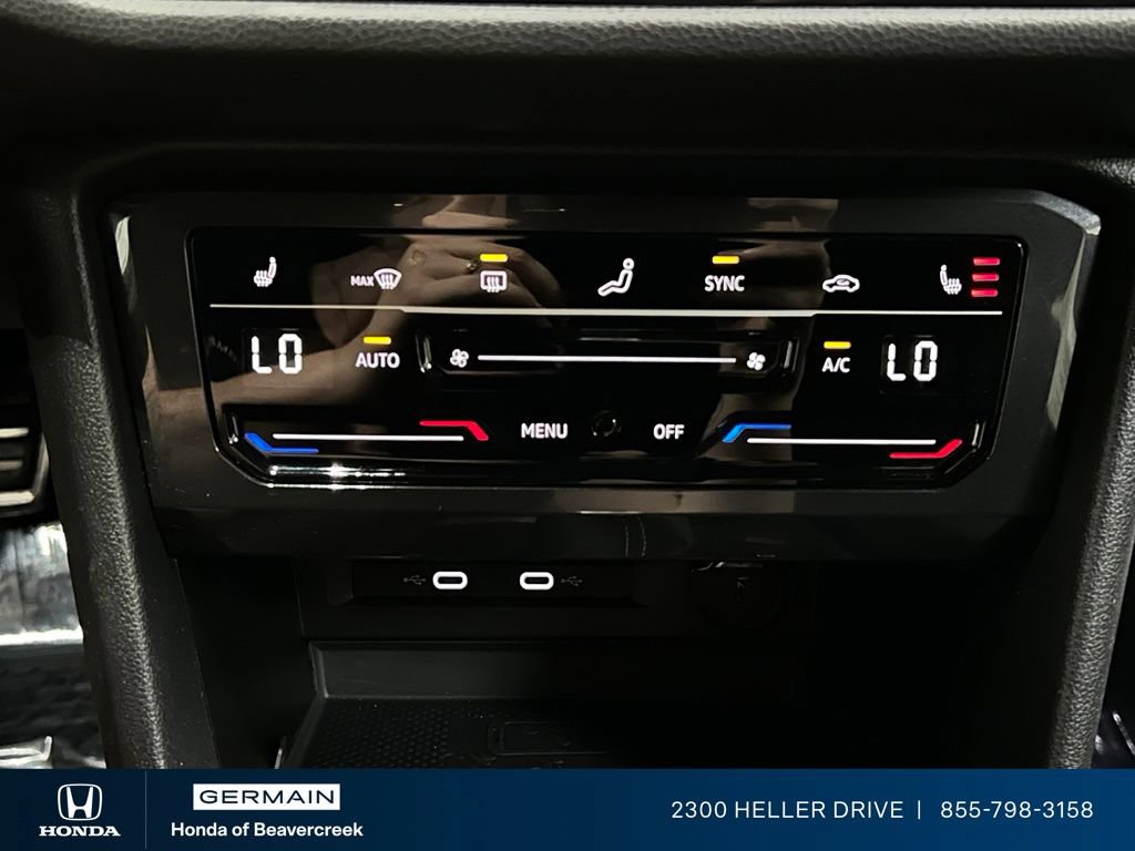 Used 2022 Volkswagen Tiguan SE R-Line FWD image 24