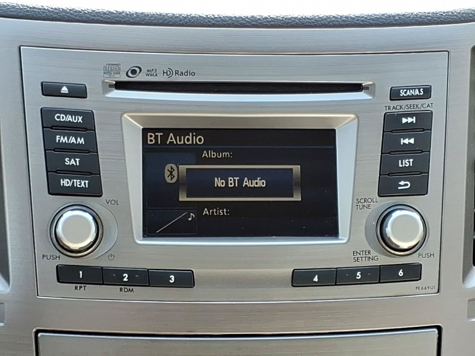 Used 2014 Subaru Legacy 2.5i Premium AWD/4WD image 5