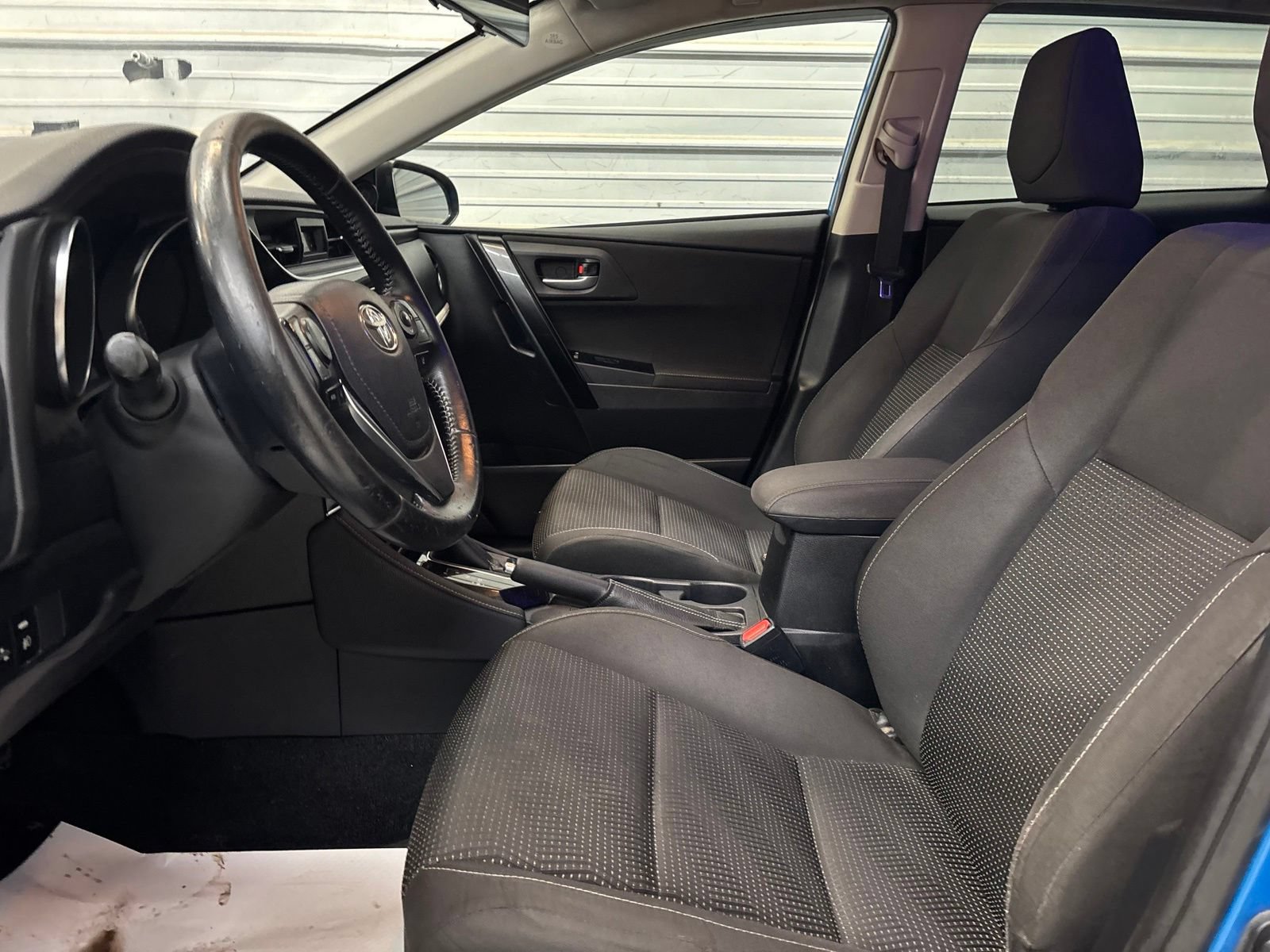 Used 2018 Toyota Corolla iM w/ All-Weather Mat Package FWD image 8