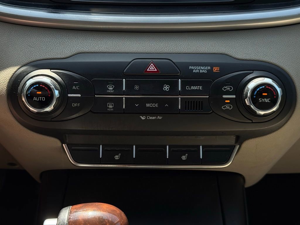 Used 2018 Kia Sorento AWD image 23