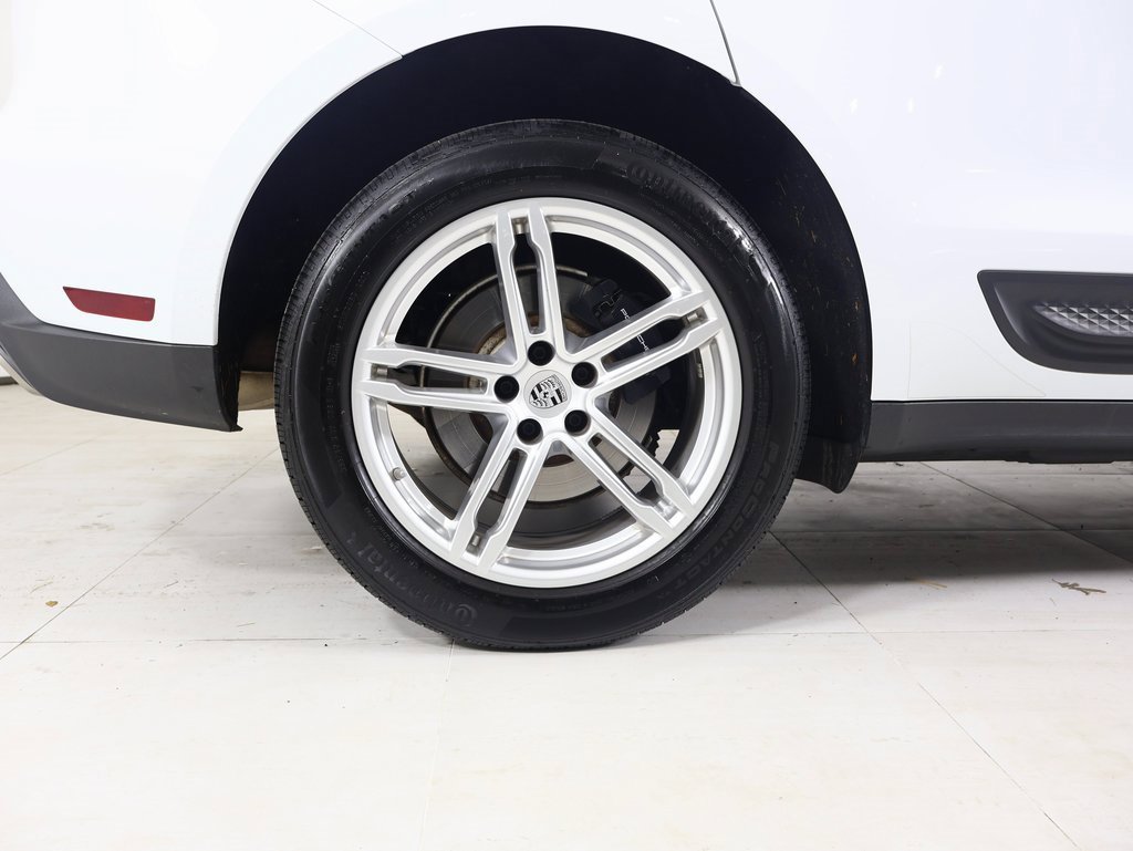 Used 2025 Porsche Macan image 20
