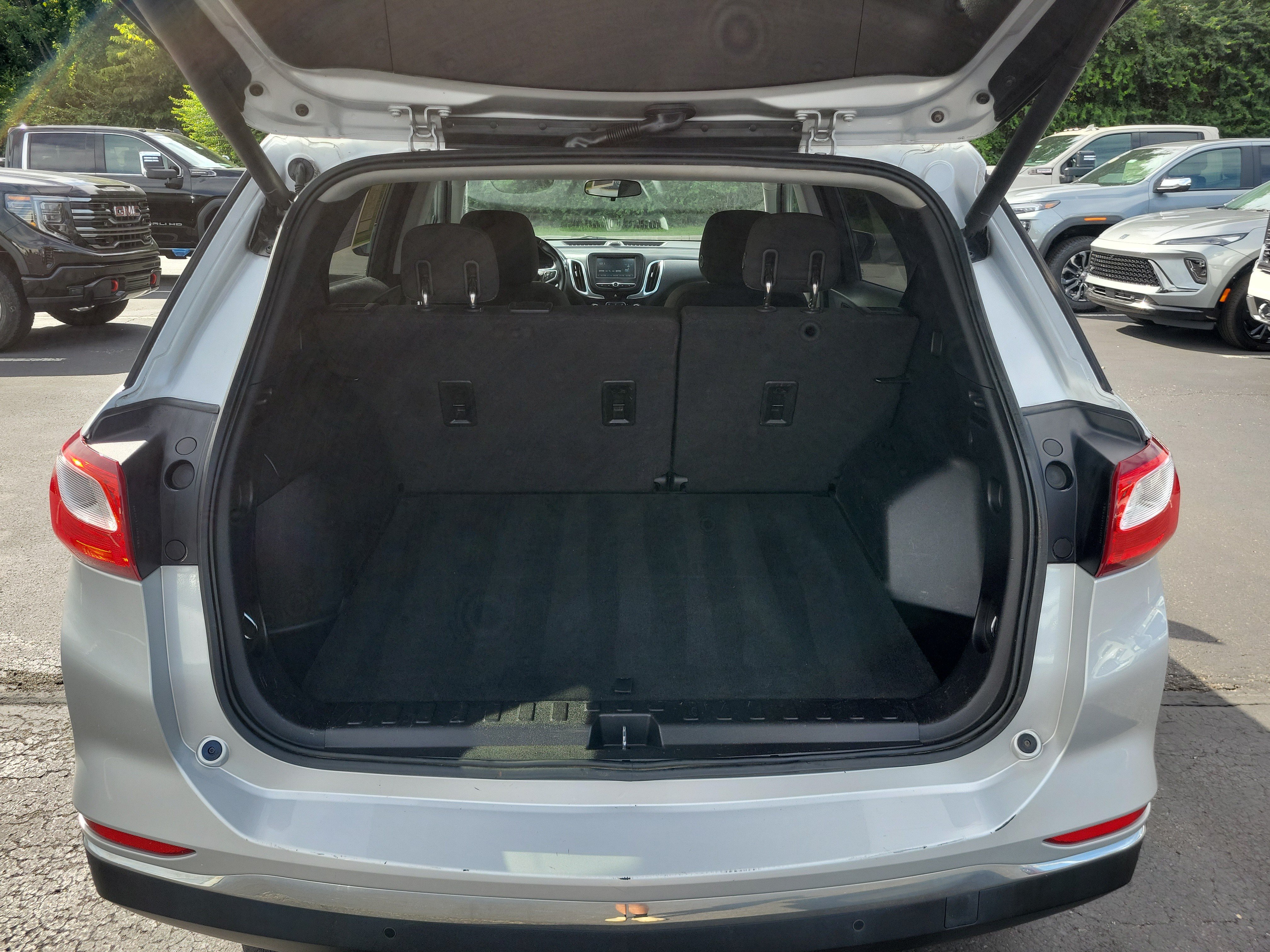 Used 2018 Chevrolet Equinox LT FWD image 7