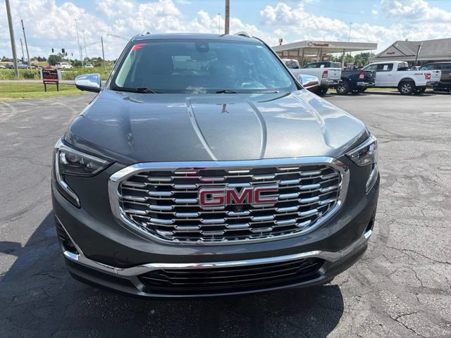 Used 2020 GMC Terrain Denali w/ Denali Premium Package AWD/4WD image 2