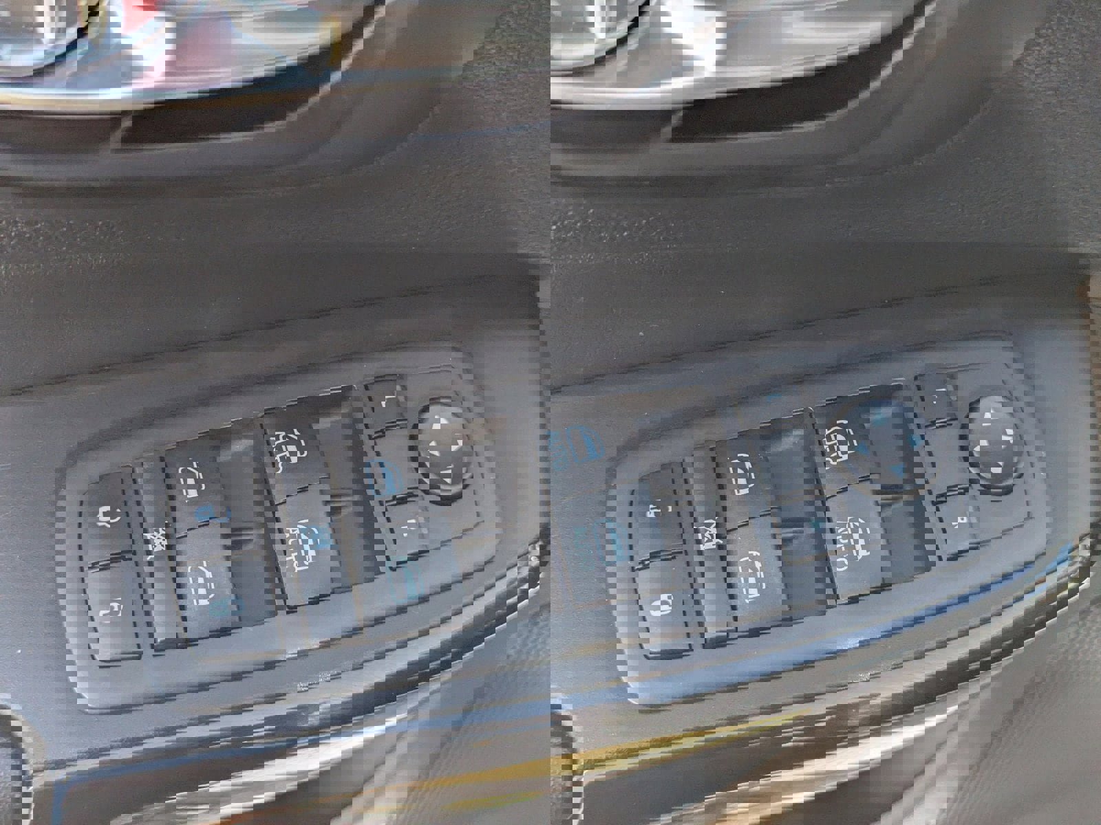 Used 2023 Jeep Cherokee Altitude Lux image 25