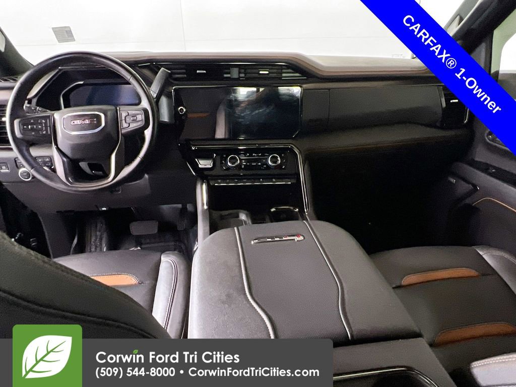 Used 2024 GMC Sierra 2500 AT4 w/ AT4 Preferred Package AWD/4WD image 7